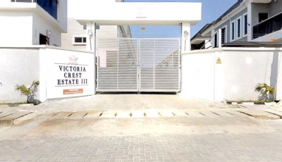 Victoria Crest Estate III 3D Model