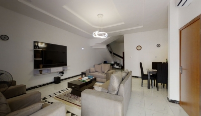 EXQUISITELY FURNISHED SHORT-LET HOME 3D Model