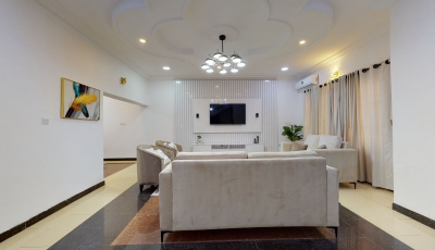 Exquisitely 3 Bedroom Terrace 3D Model