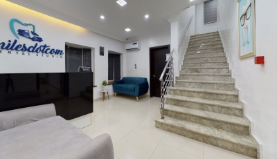 Smilesdotcom Dental Studio 3, Admiralty Road 3D Model