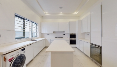 LOVELY 5 BEDROOM FULLY DETACHED DUPLEX 3D Model